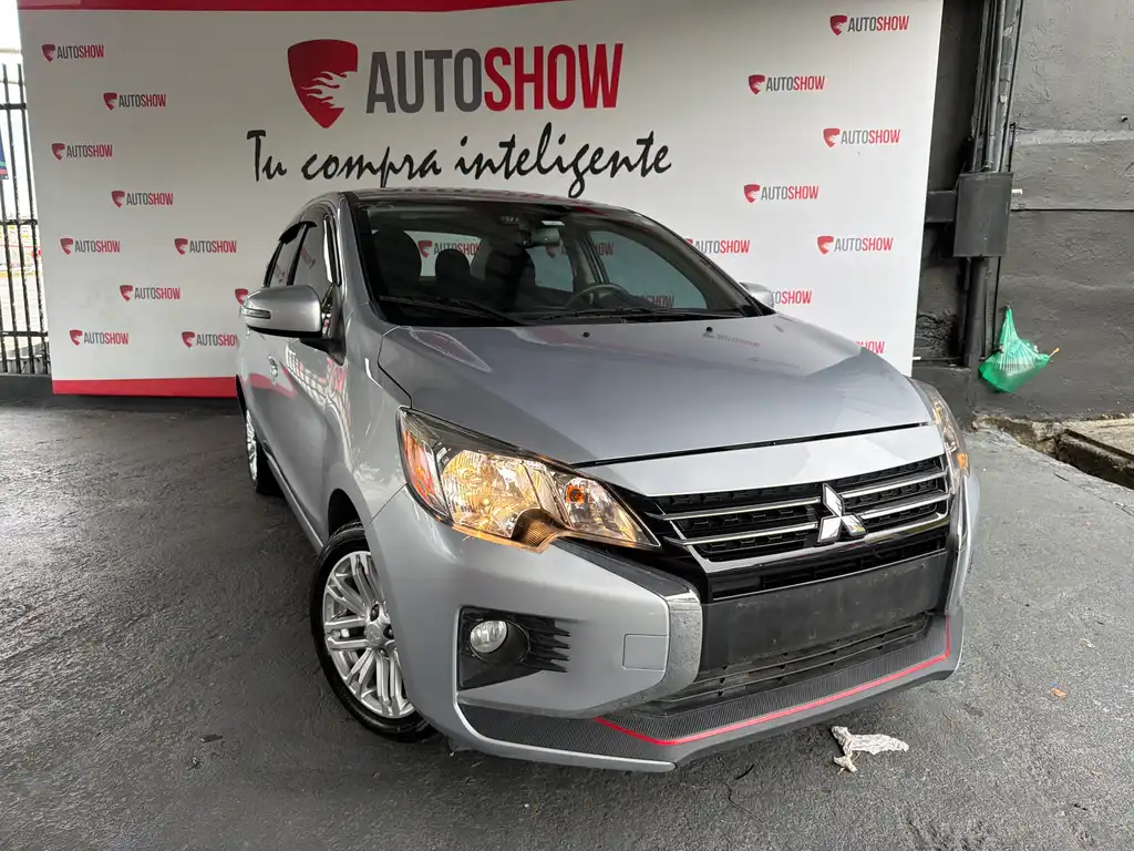 2024 Mitsubishi Mirage SE CVT's photo