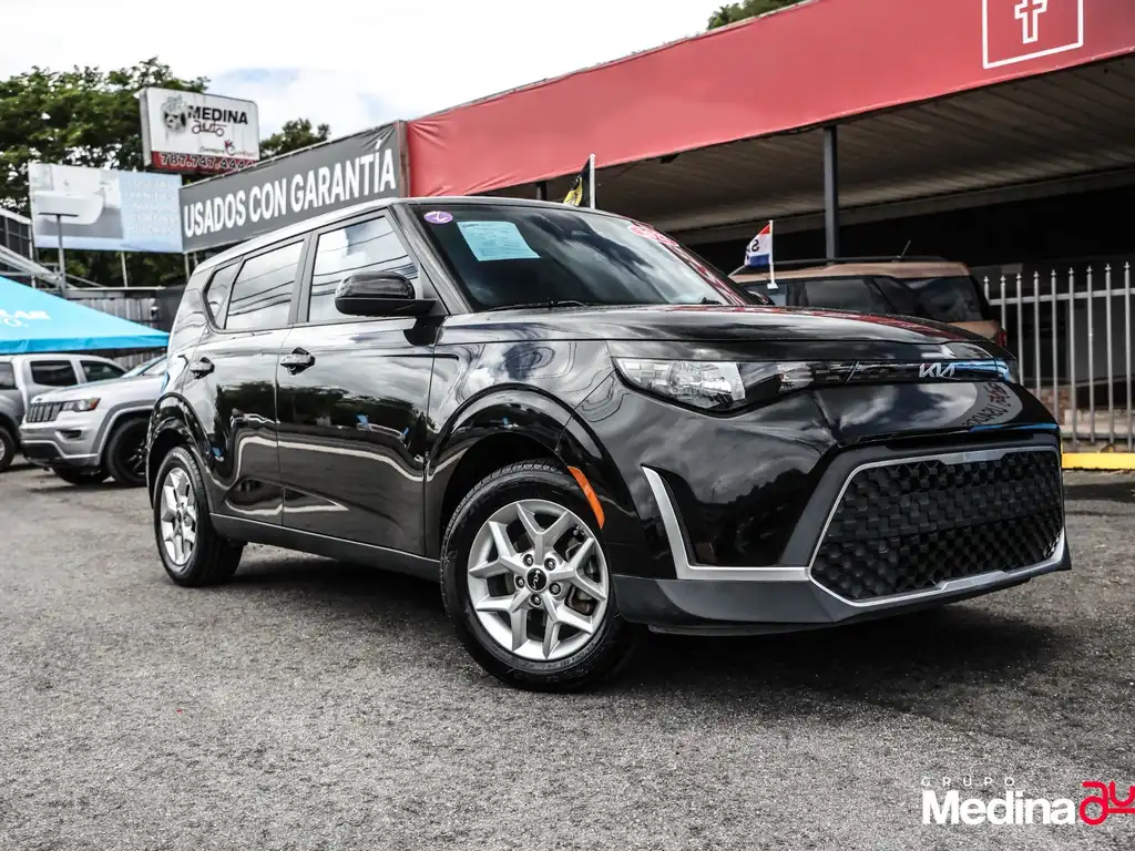 2023 Kia Soul 2.0L LX IVT's photo
