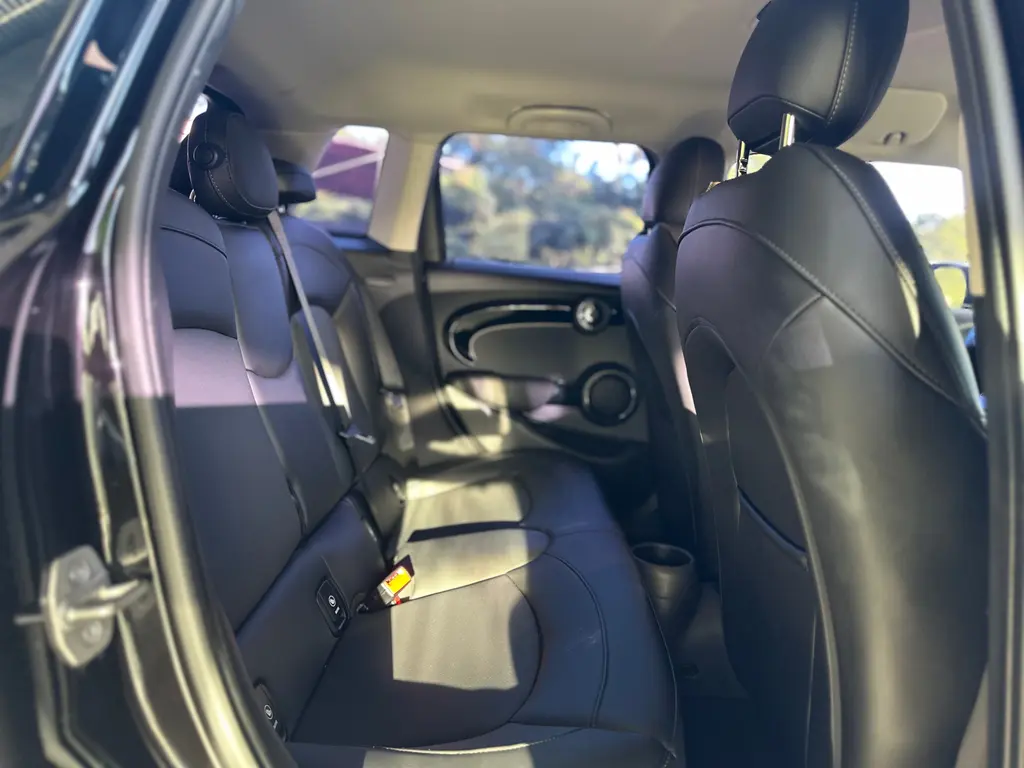 2022 MINI Hardtop Cooper S photo 5