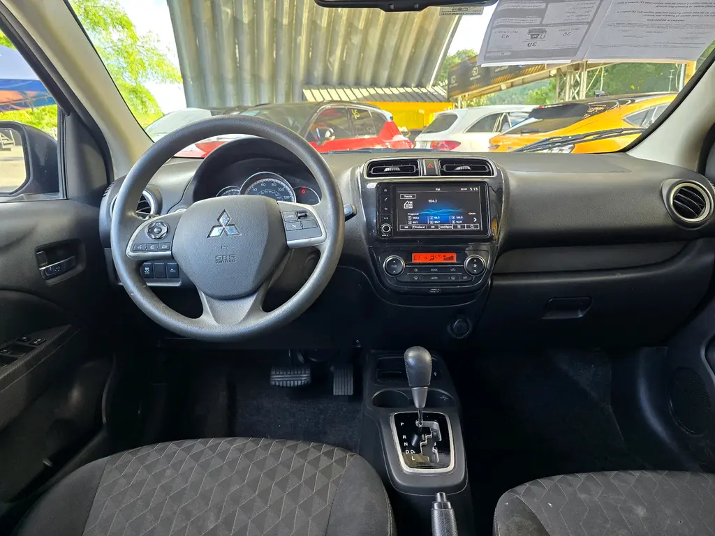 2021 Mitsubishi Mirage SE CVT photo 5
