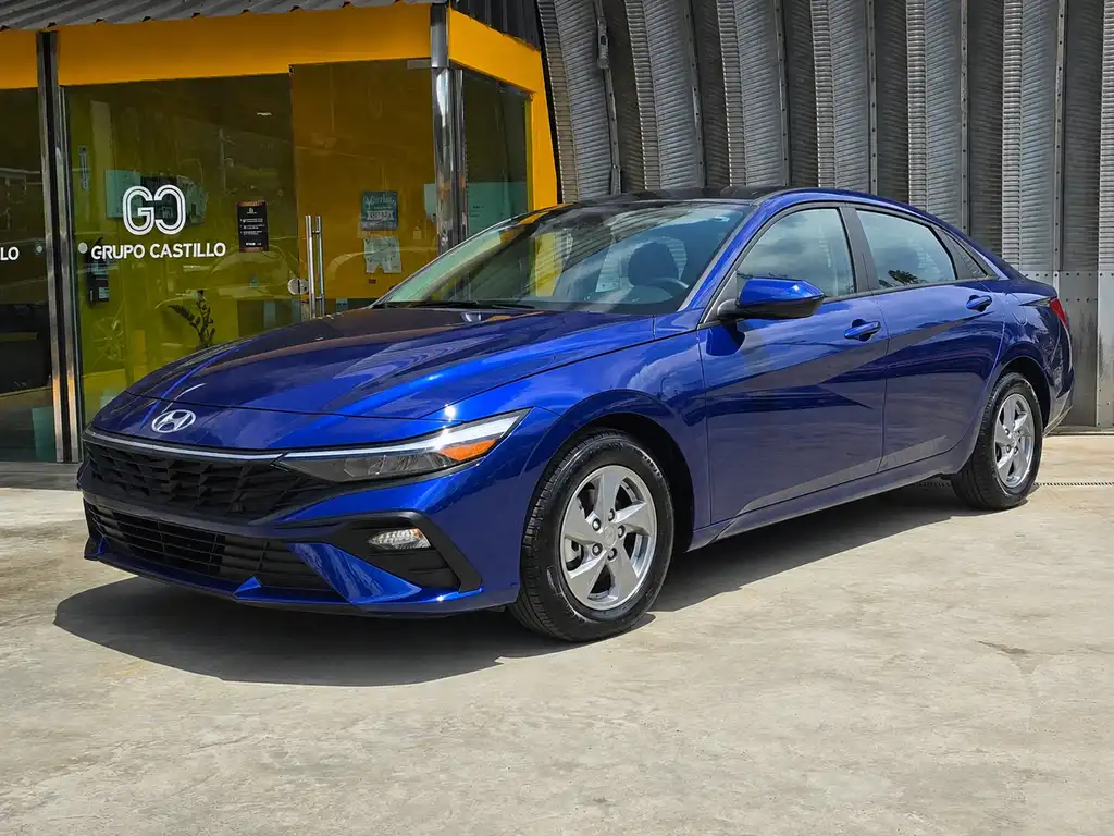 2024 Hyundai Elantra 2.0 SE IVT's photo