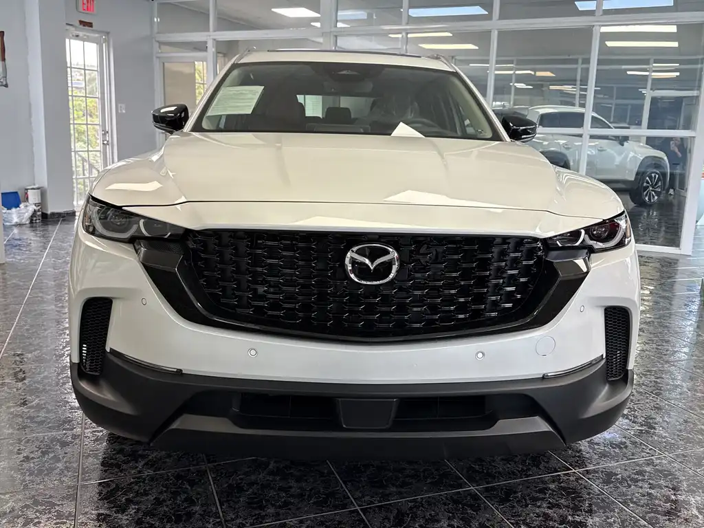 2026 Mazda CX-50 2.5 Hybrid Premium Plus's photo