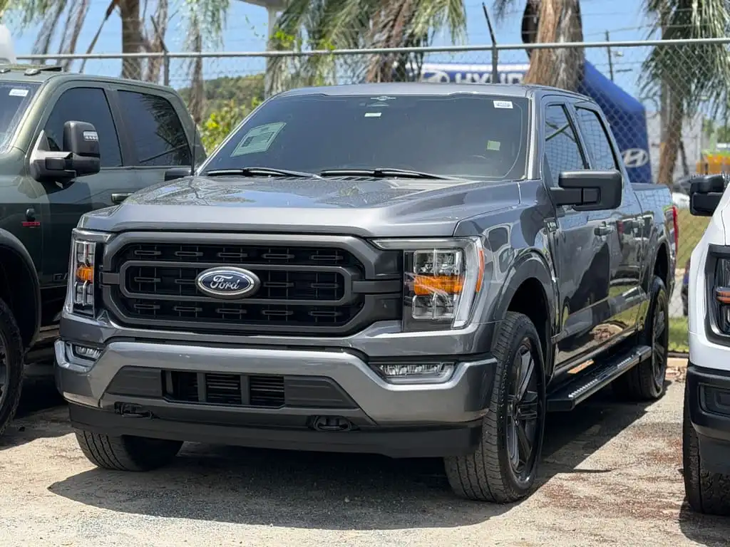2023 Ford F-150 XLT 4x4 SuperCrew 5-1/2 Box's photo