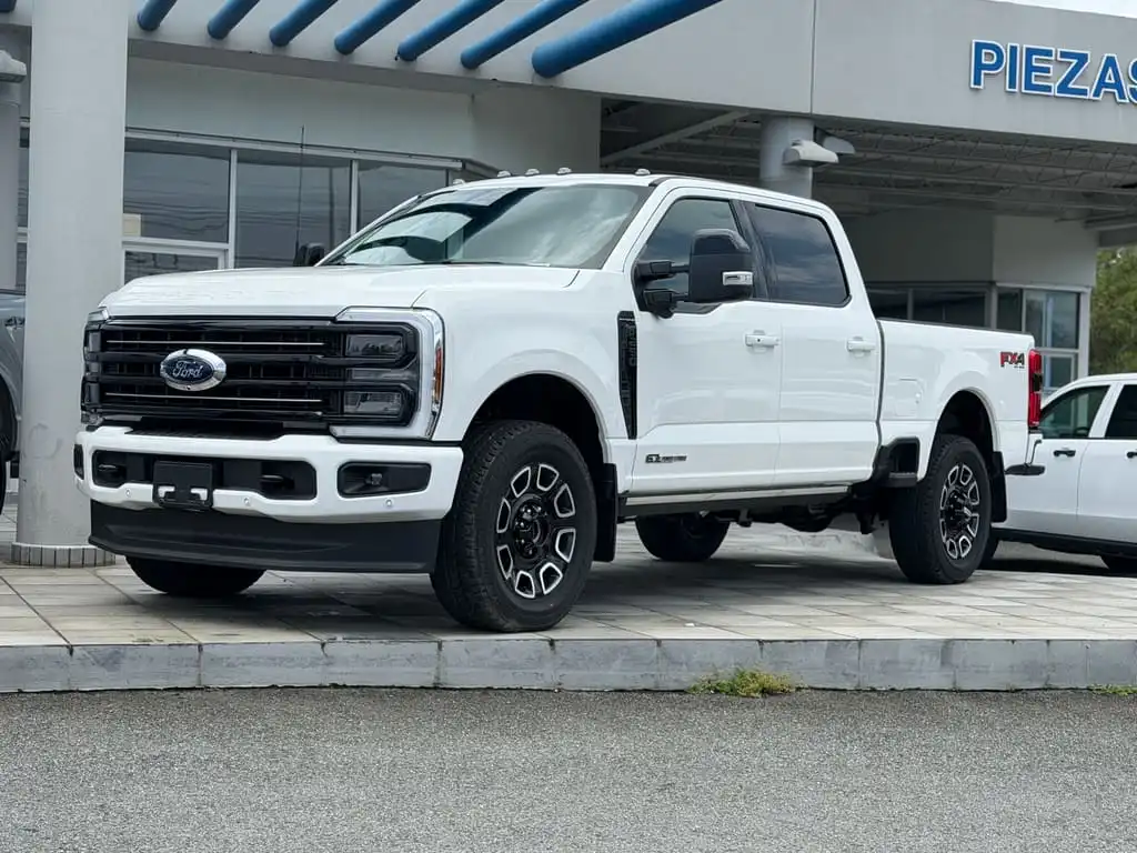 2026 Ford F-250 XL 4x4 Crew Cab 8' Box's photo