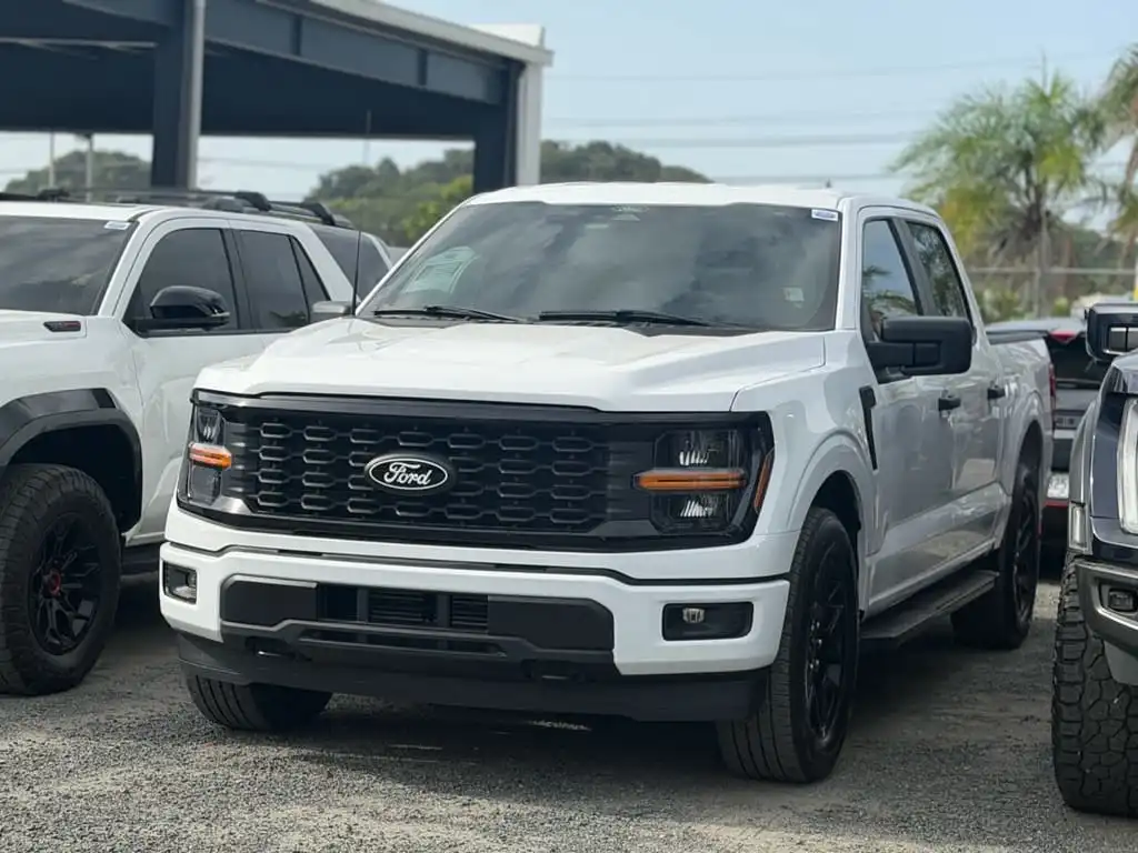2024 Ford F-150 STX SuperCrew 5-1/2 Box's photo