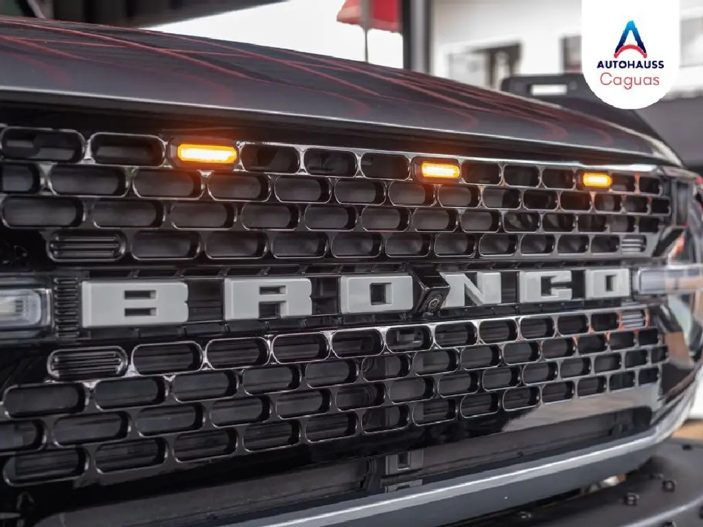 2022 Ford Bronco Wildtrak 4x4 photo 5