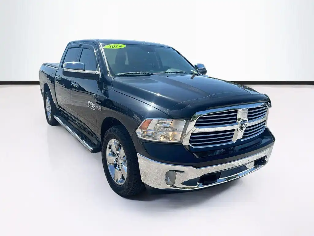 2014 RAM 1500 Big Horn/Lone Star 4WD Crew Cab's photo