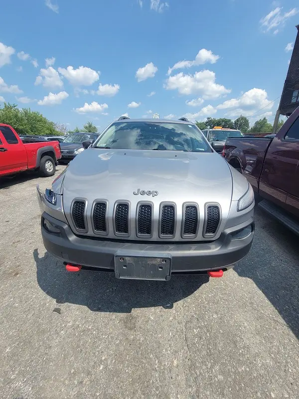 Vehicle Image 2