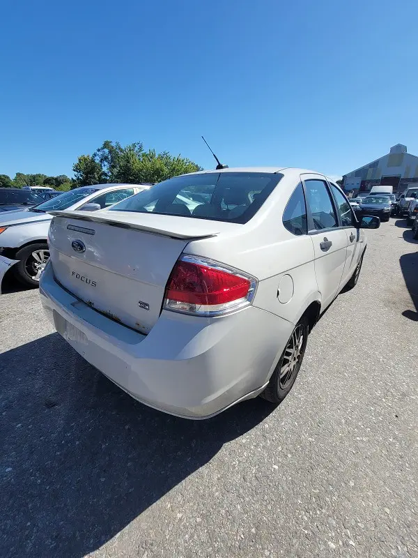 2011 Ford Focus SE photo 5