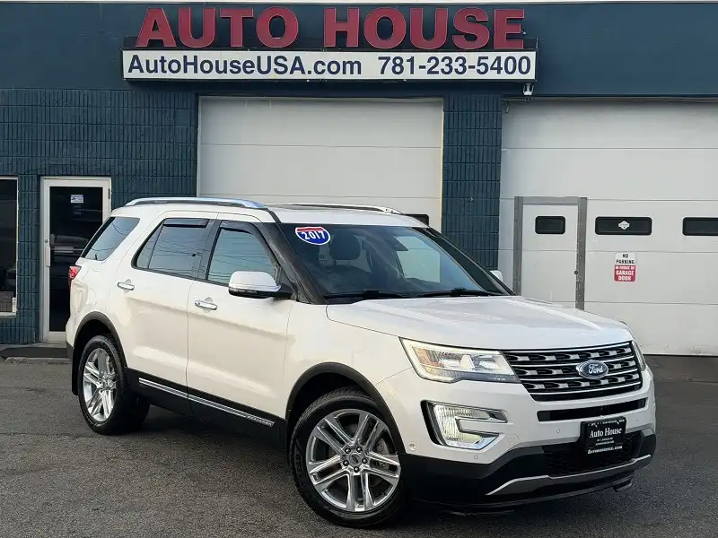 2017 Ford Explorer Limited 4WD's photo
