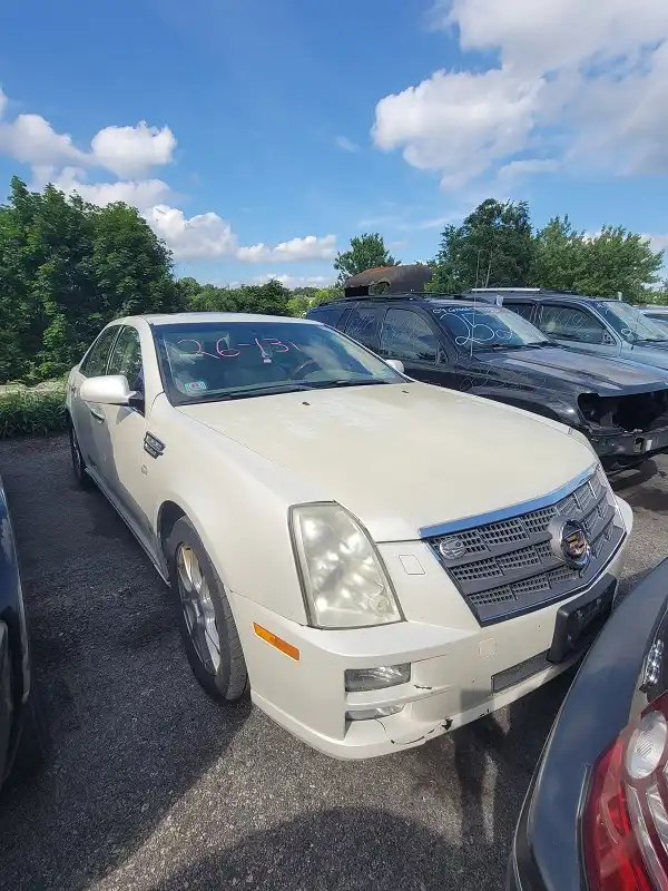 2008 Cadillac STS V6 AWD's photo