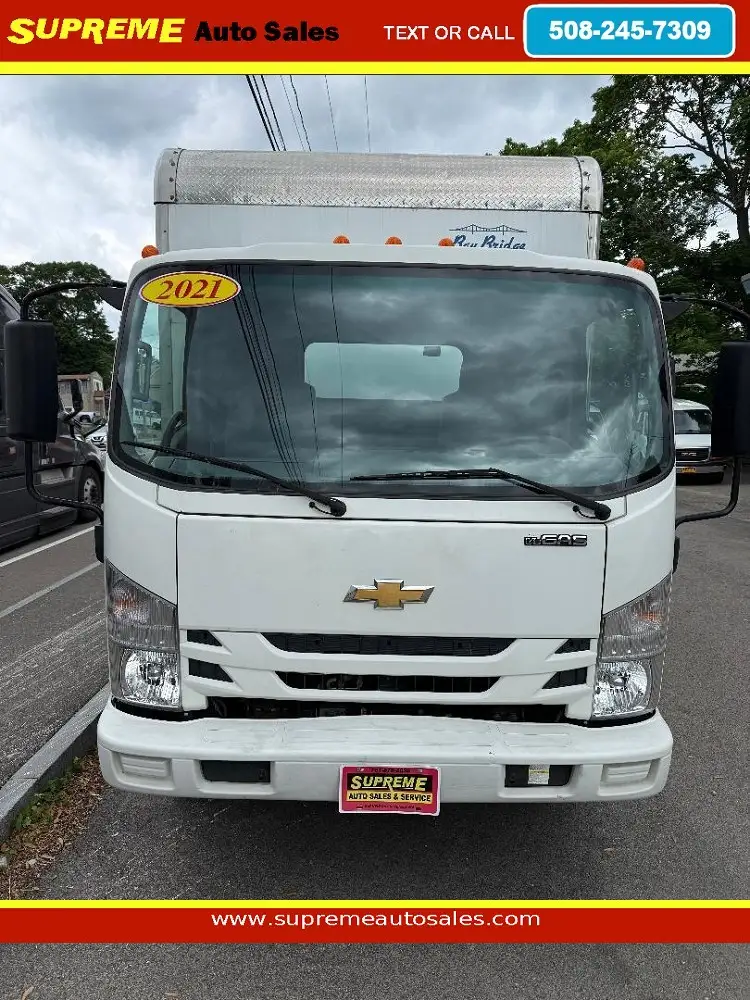 2021 Chevrolet Low Cab Forward 4500 Gas 150" WB Regular Cab photo 1