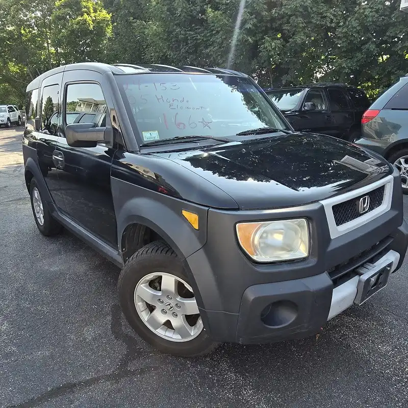 2005 Honda Element EX 4WD AT W/SRS's photo