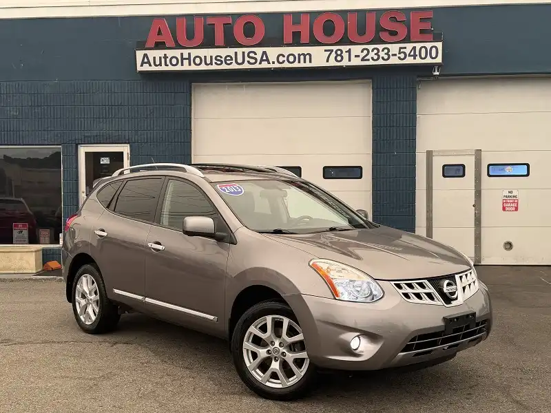 2013 Nissan Rogue SV AWD's photo