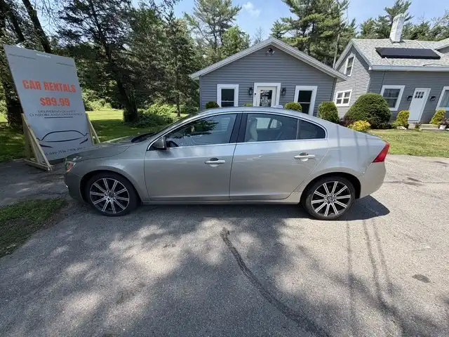 2016 Volvo S60 T5 AWD Inscription Premier's photo