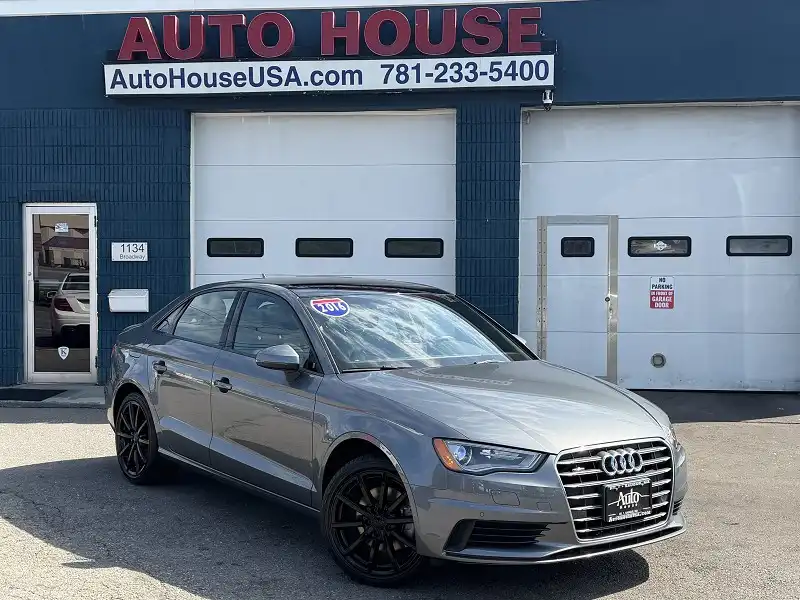 2016 Audi A3 2.0T quattro S tronic Premium's photo