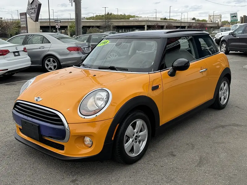 2016 MINI Cooper Base photo 4
