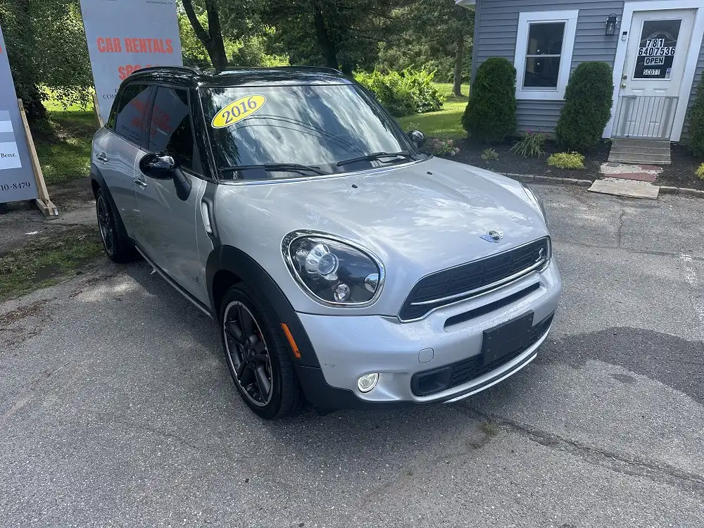 2016 MINI Countryman Countryman S ALL4's photo