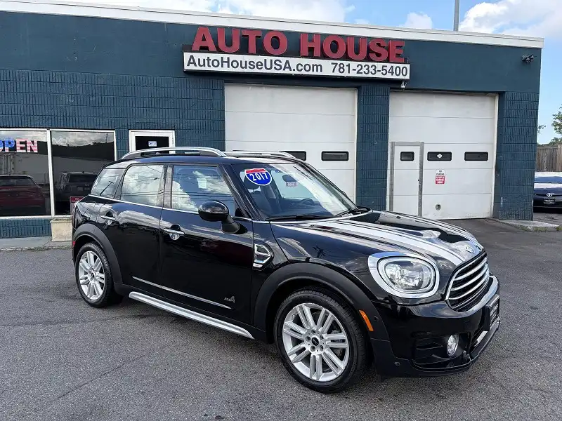2017 MINI Countryman ALL4's photo