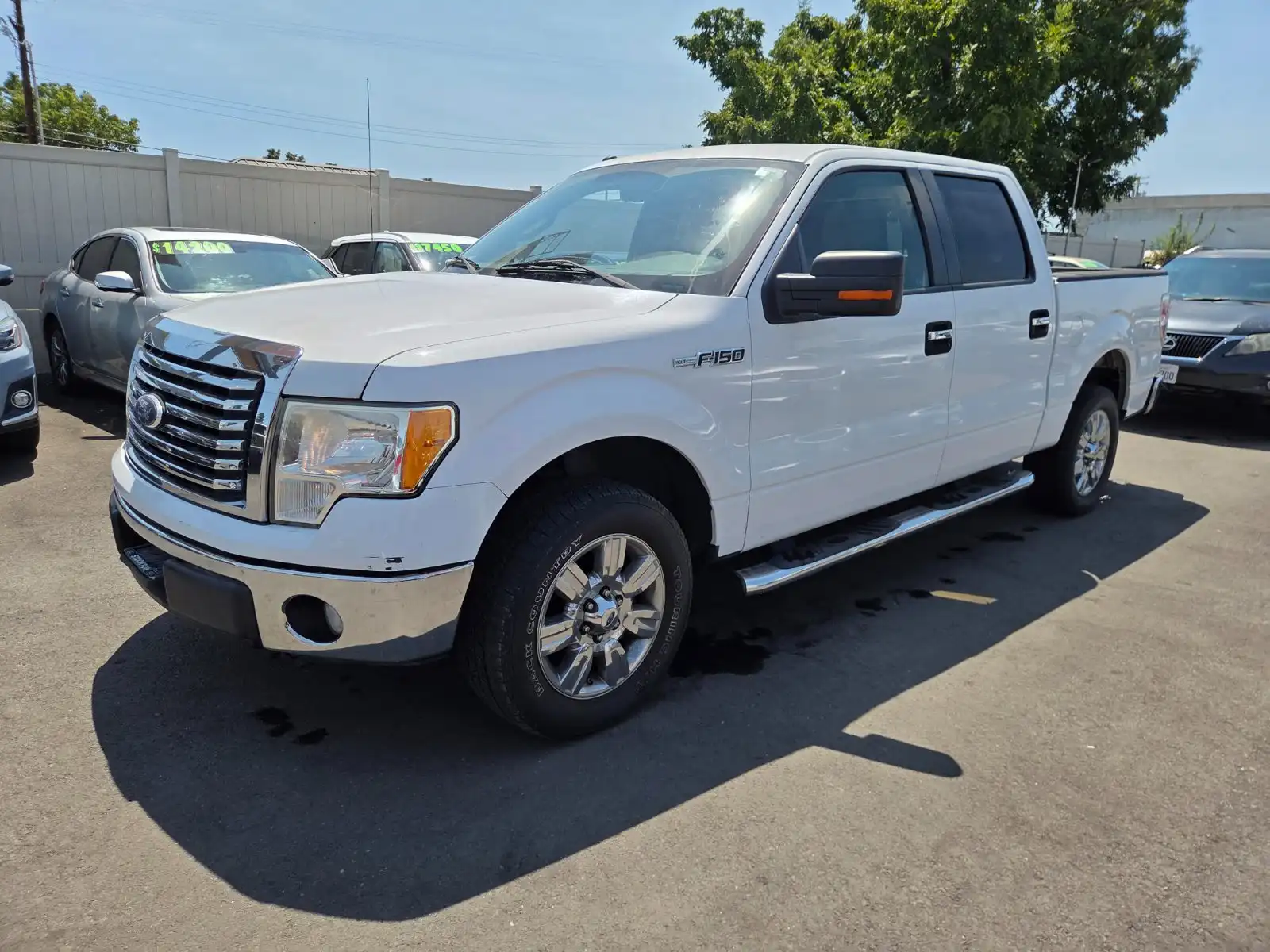2010 Ford F-150 XLT SuperCrew 145-in's photo