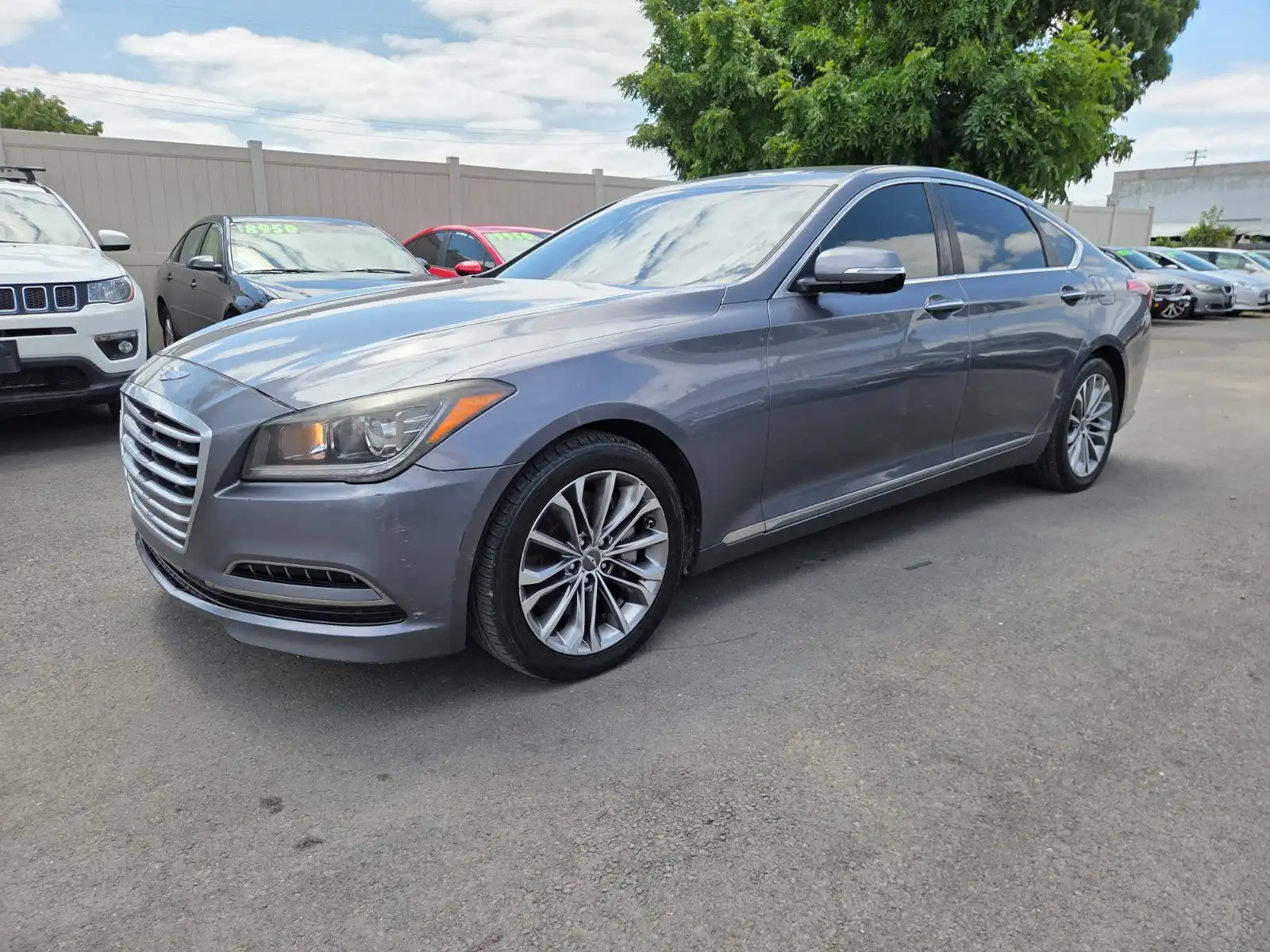 2015 Hyundai Genesis 3.8 RWD's photo