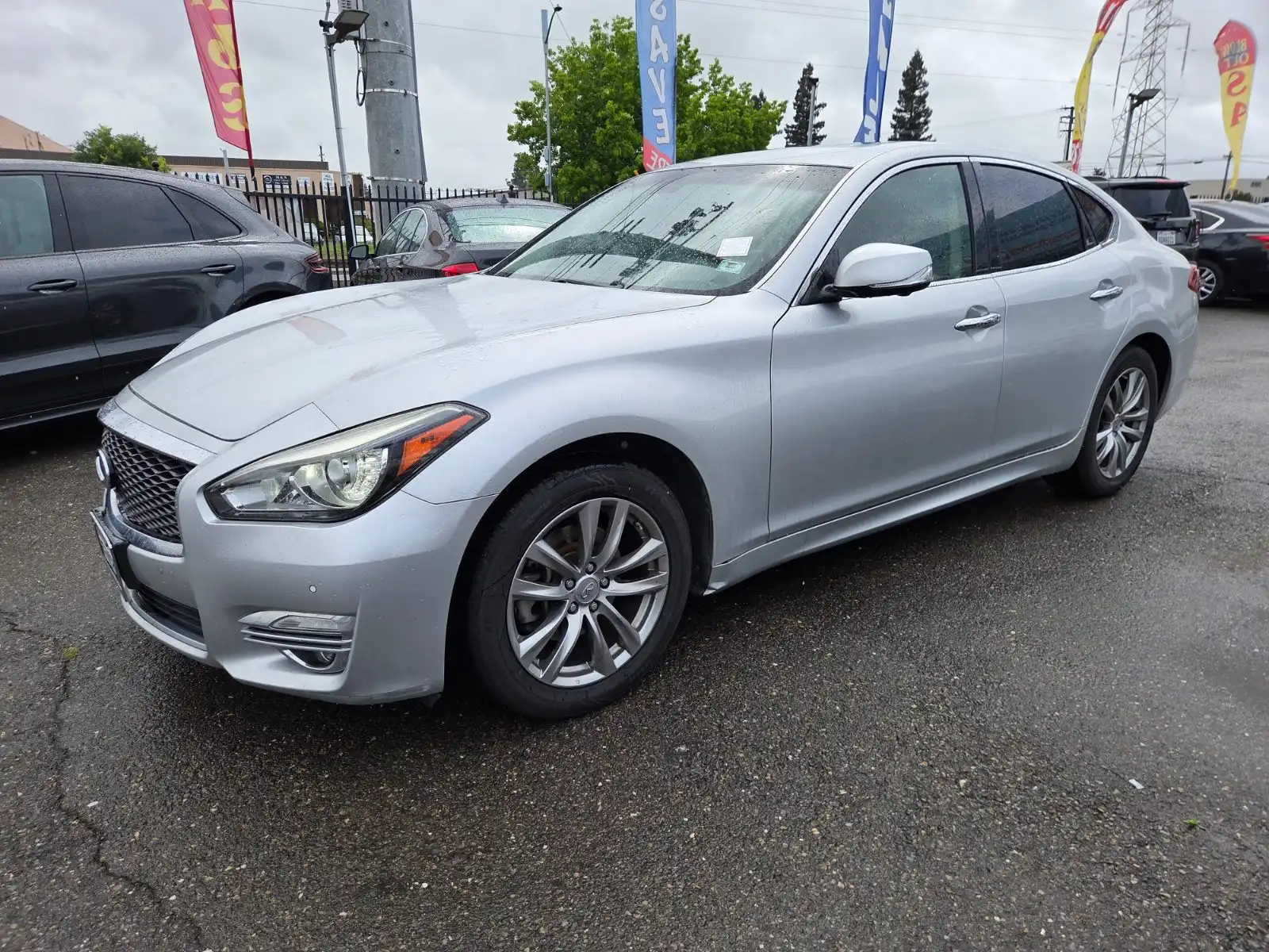 2016 INFINITI Q70 3.7's photo