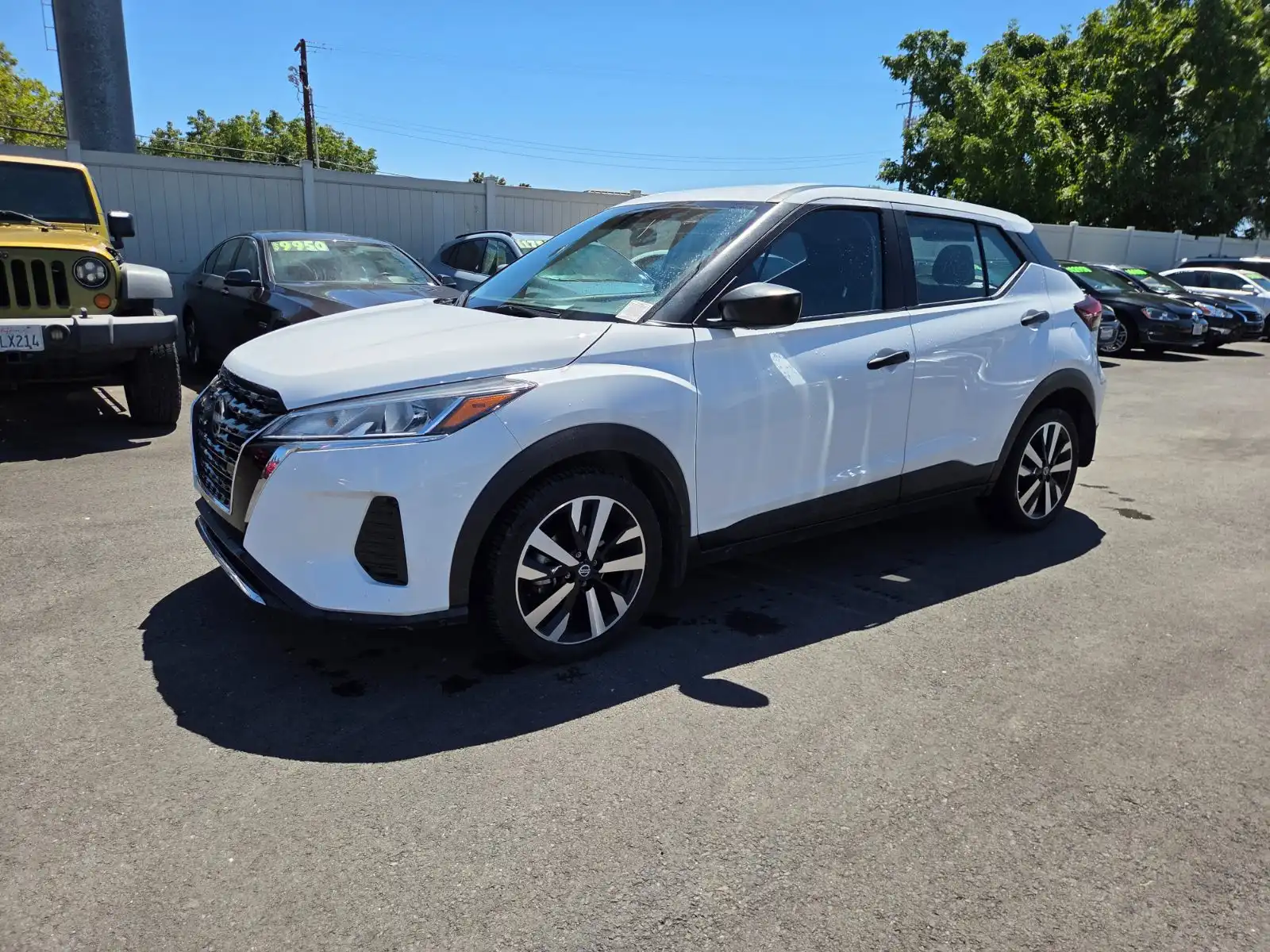 2024 Nissan Kicks 1.6 S's photo
