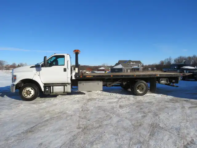 2016 Ford F-650's photo
