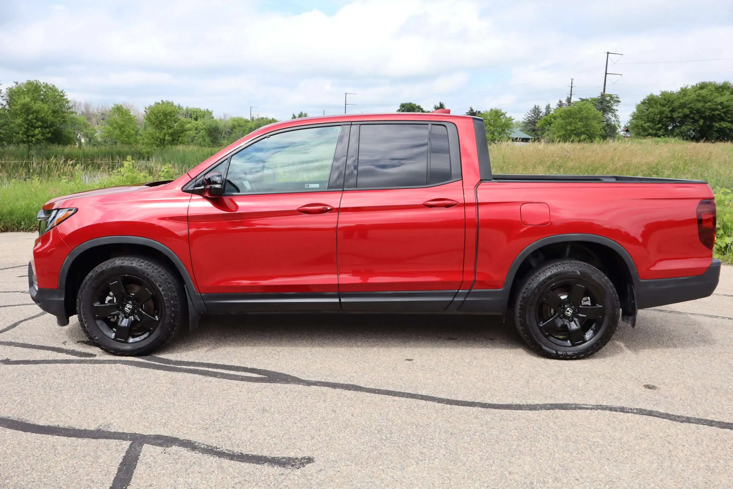 2025 Honda Ridgeline Black Edition's photo