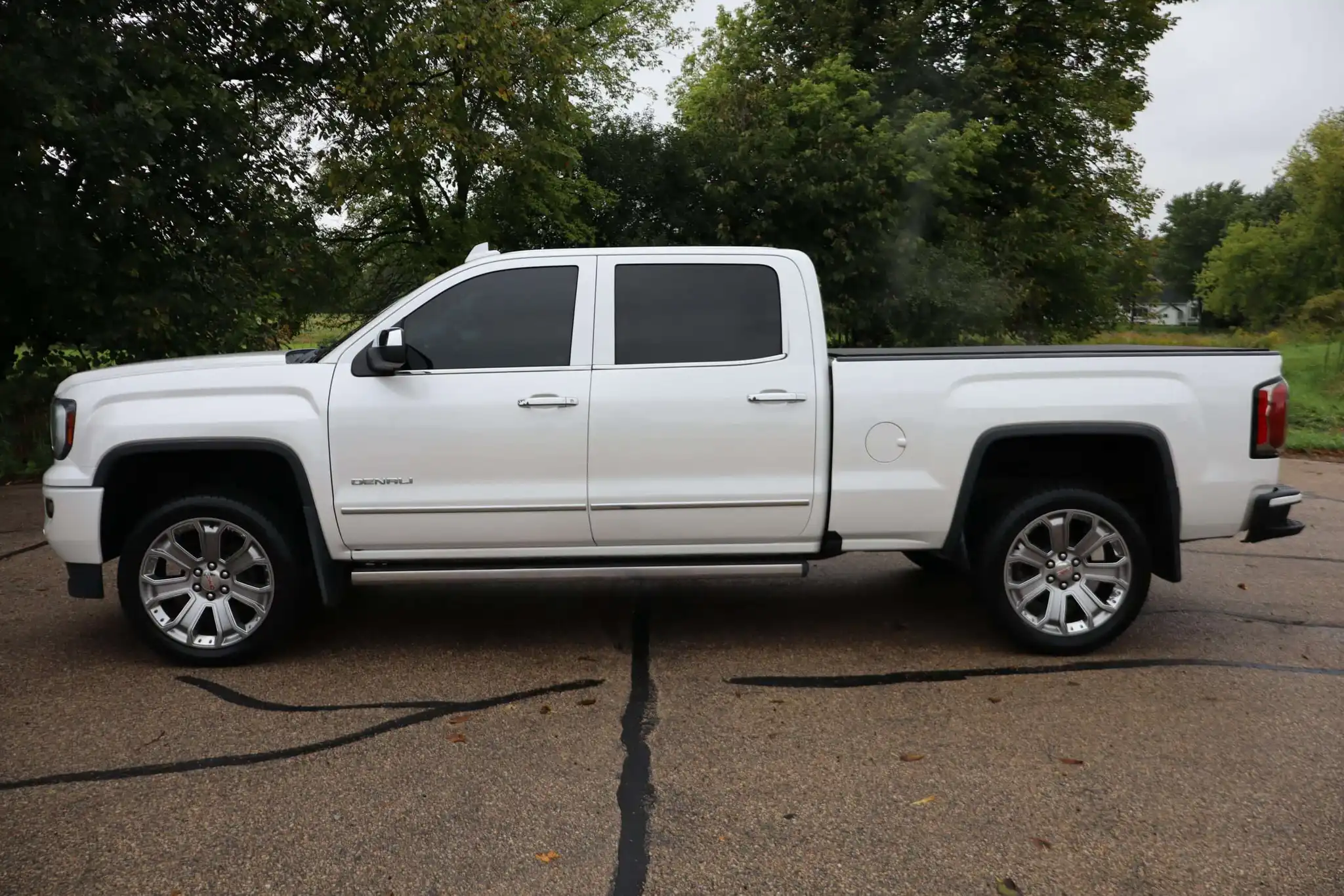 2016 GMC Sierra 4WD Crew Cab Short Box's photo