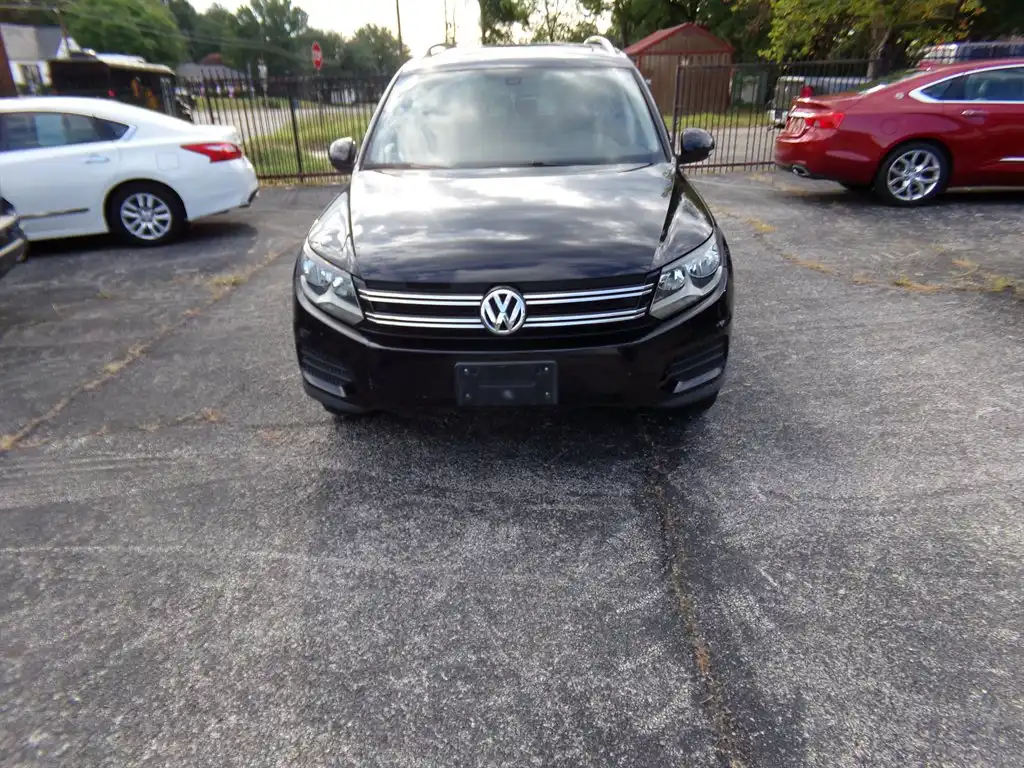 2017 Volkswagen Tiguan 2.0T Wolfsburg Edition's photo