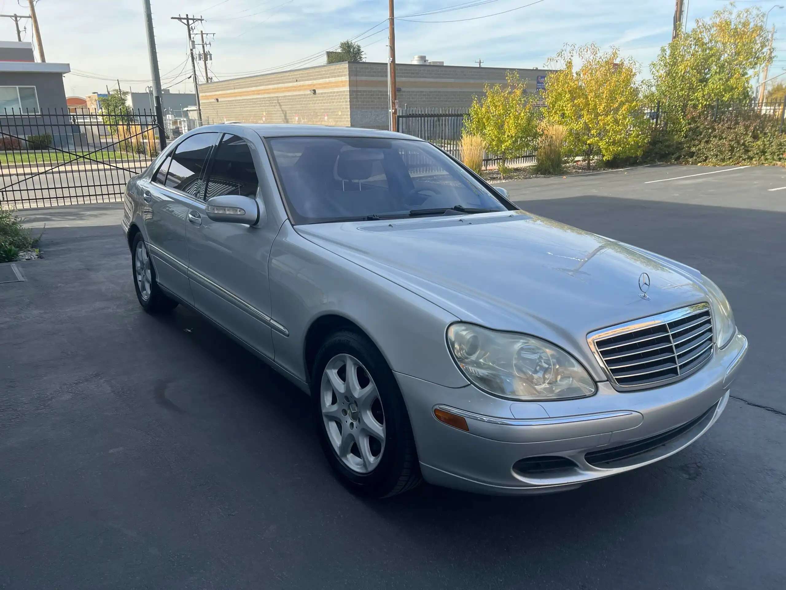 2004 Mercedes-Benz S-Class S500 4Matic's photo