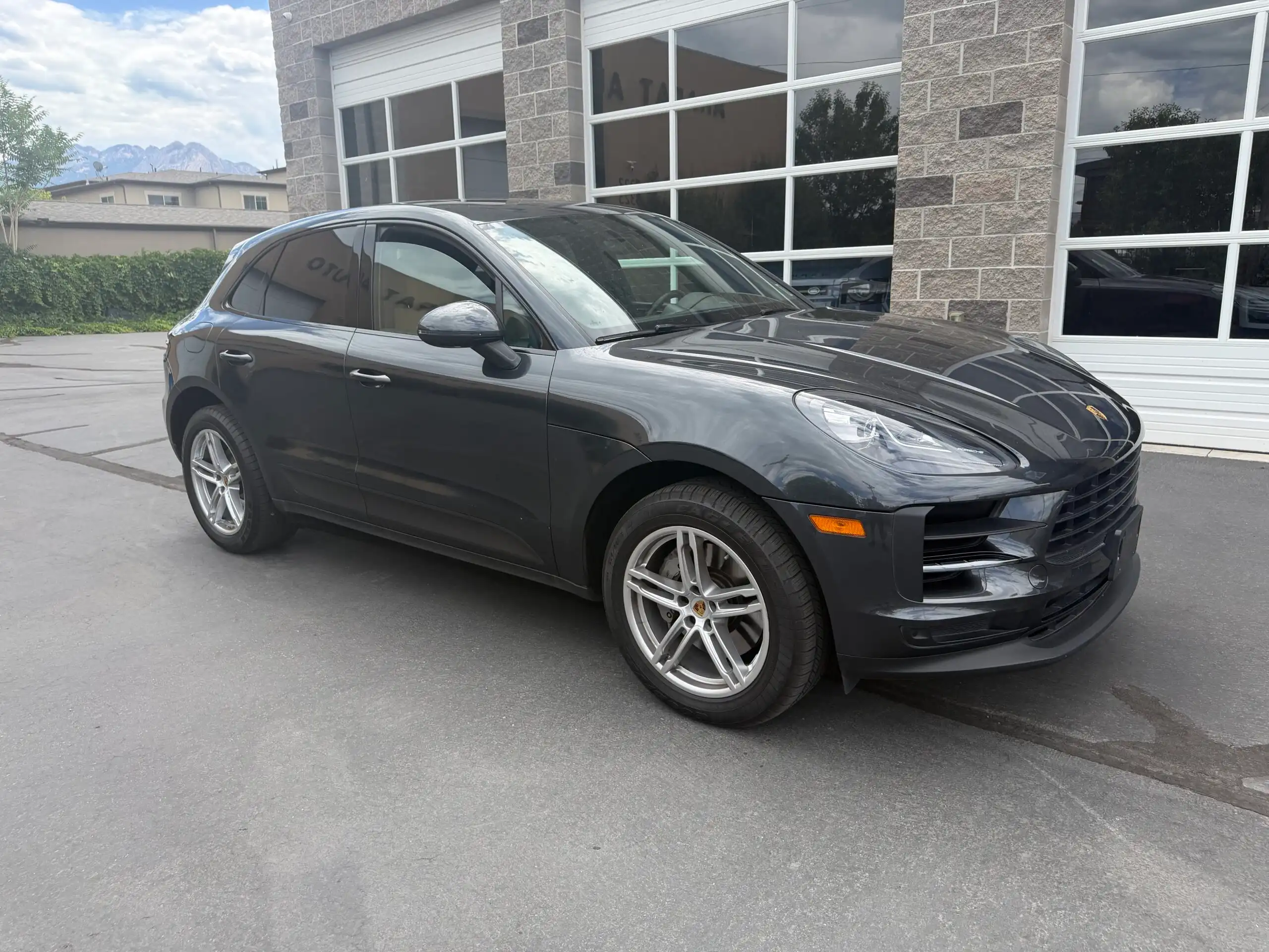 2020 Porsche Macan S's photo