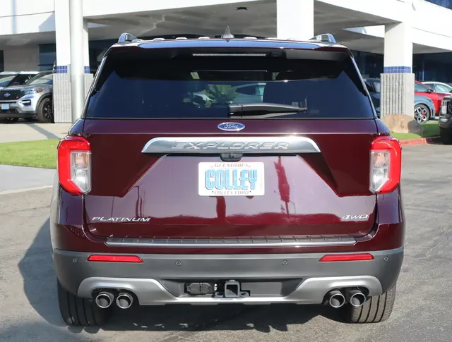 2023 Ford Explorer Platinum 4WD photo 5