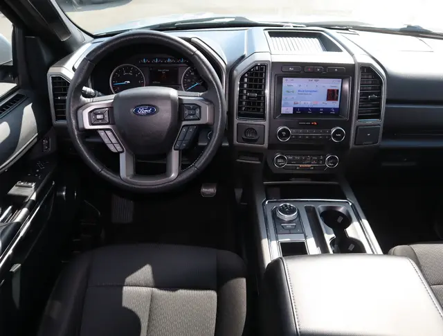 2020 Ford Expedition XLT photo 5