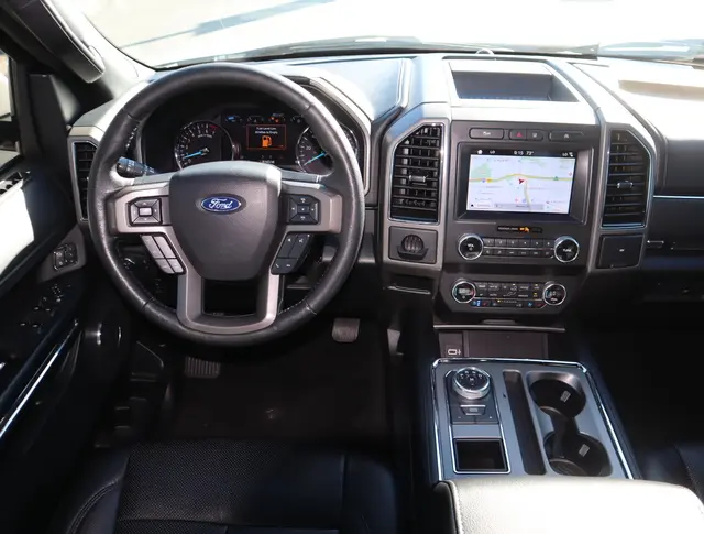 2019 Ford Expedition XLT photo 5