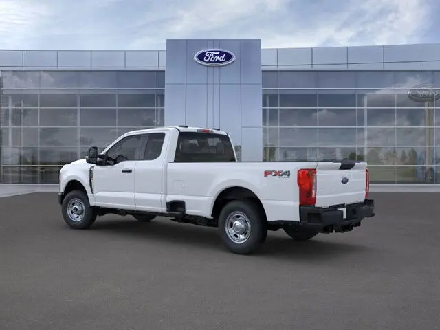 2025 Ford F-250 XL 4x4 SuperCab 8' Box photo 4