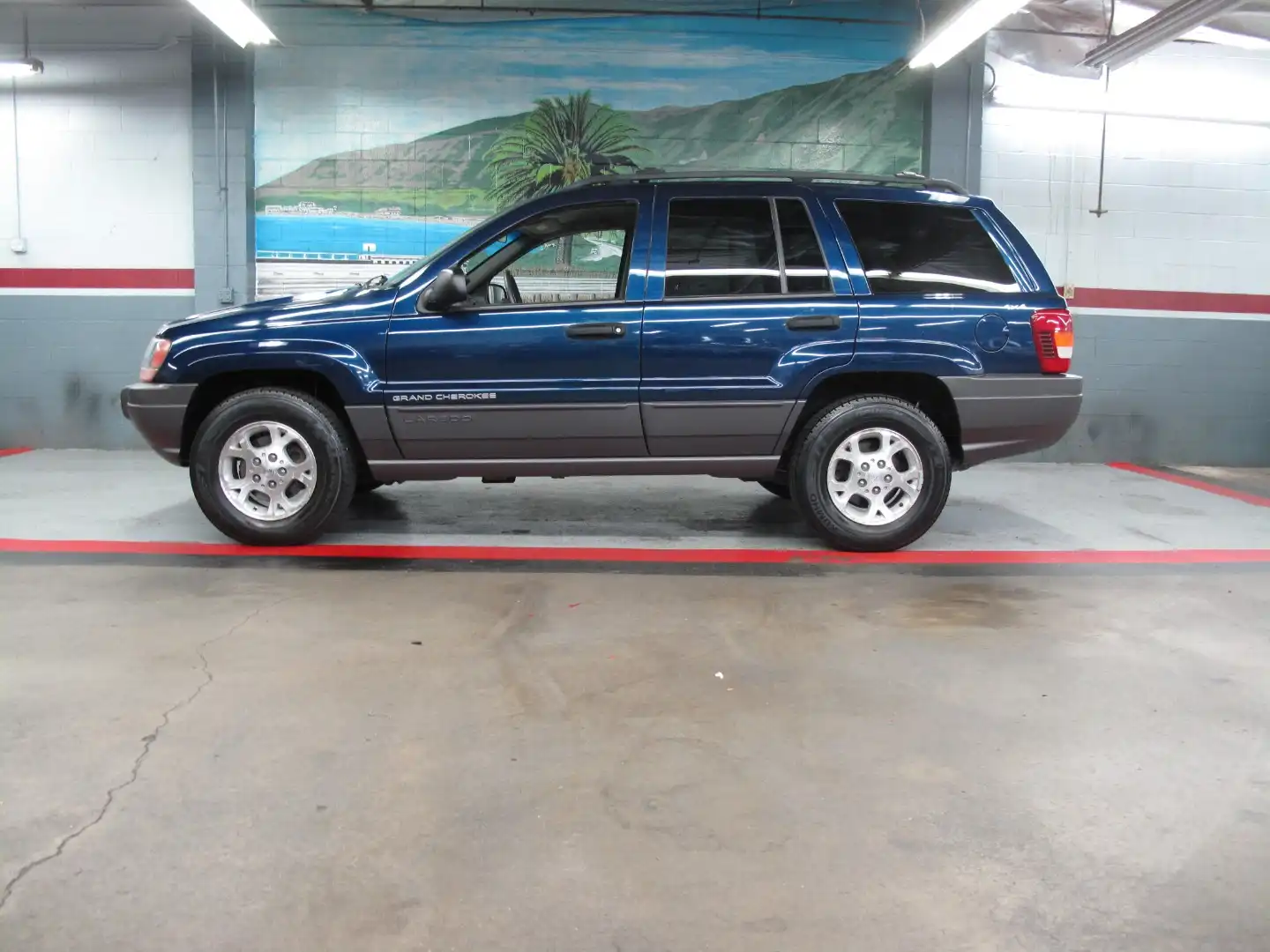 2001 Jeep Grand Cherokee LAREDO 4WD's photo