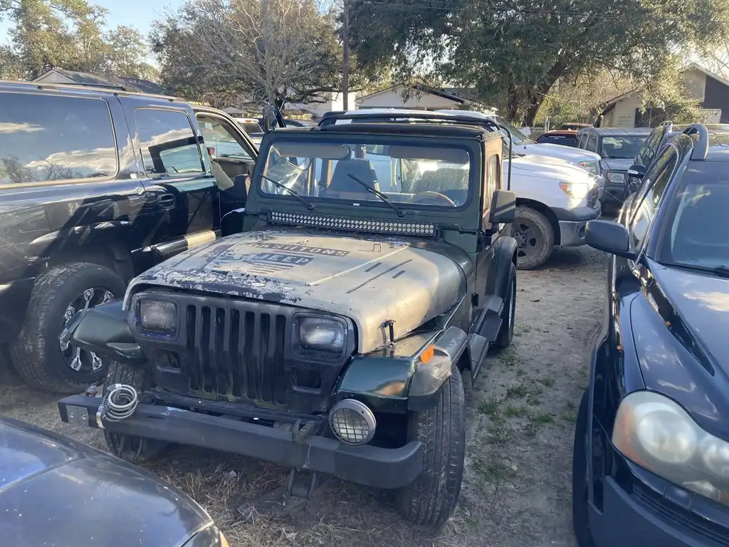 1995 Jeep Wrangler's photo