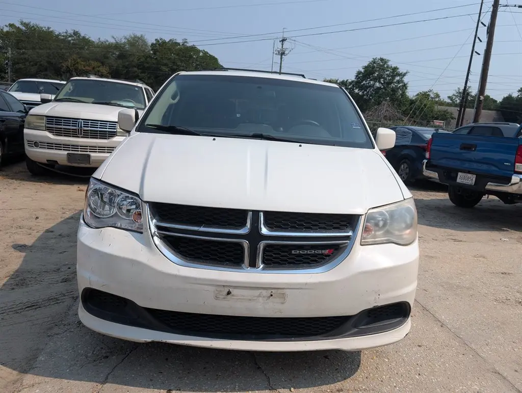 2012 Dodge Grand Caravan SXT photo 5