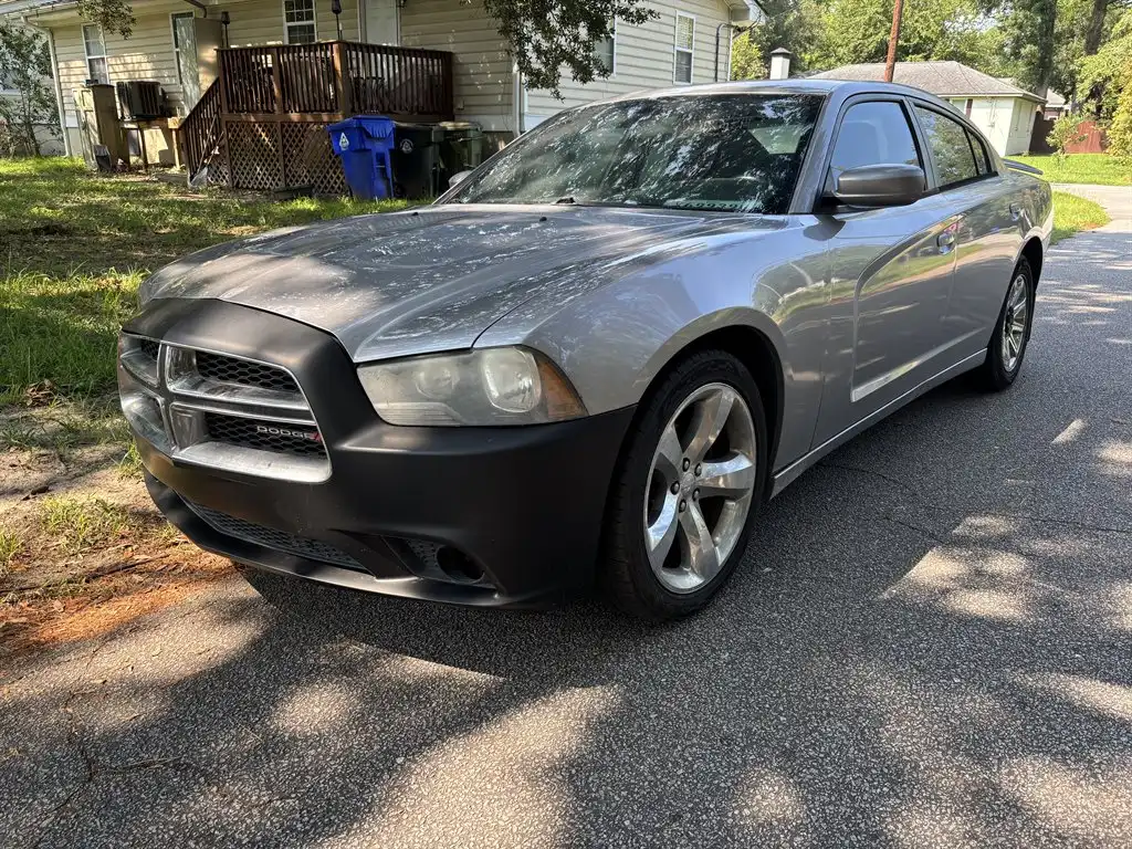 2013 Dodge Charger SXT's photo