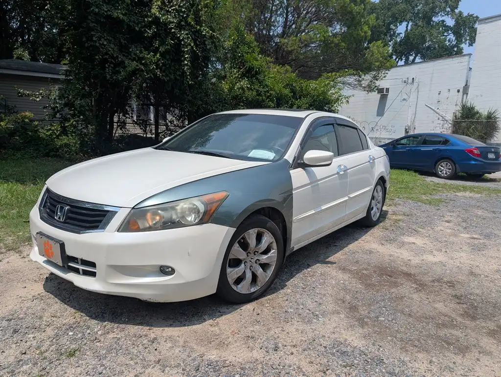 2010 Honda Accord EX-L V6 Auto's photo