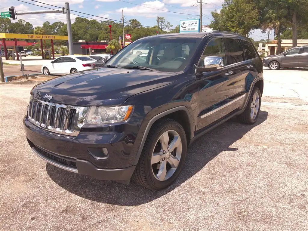 2011 Jeep Grand Cherokee Limited 4WD's photo