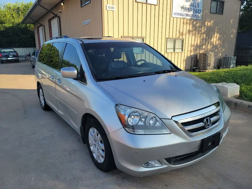 2007 Honda Odyssey Touring's photo