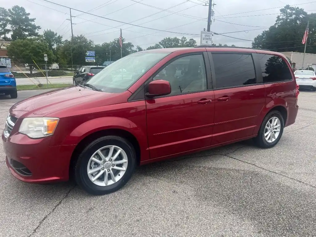2014 Dodge Grand Caravan SXT's photo