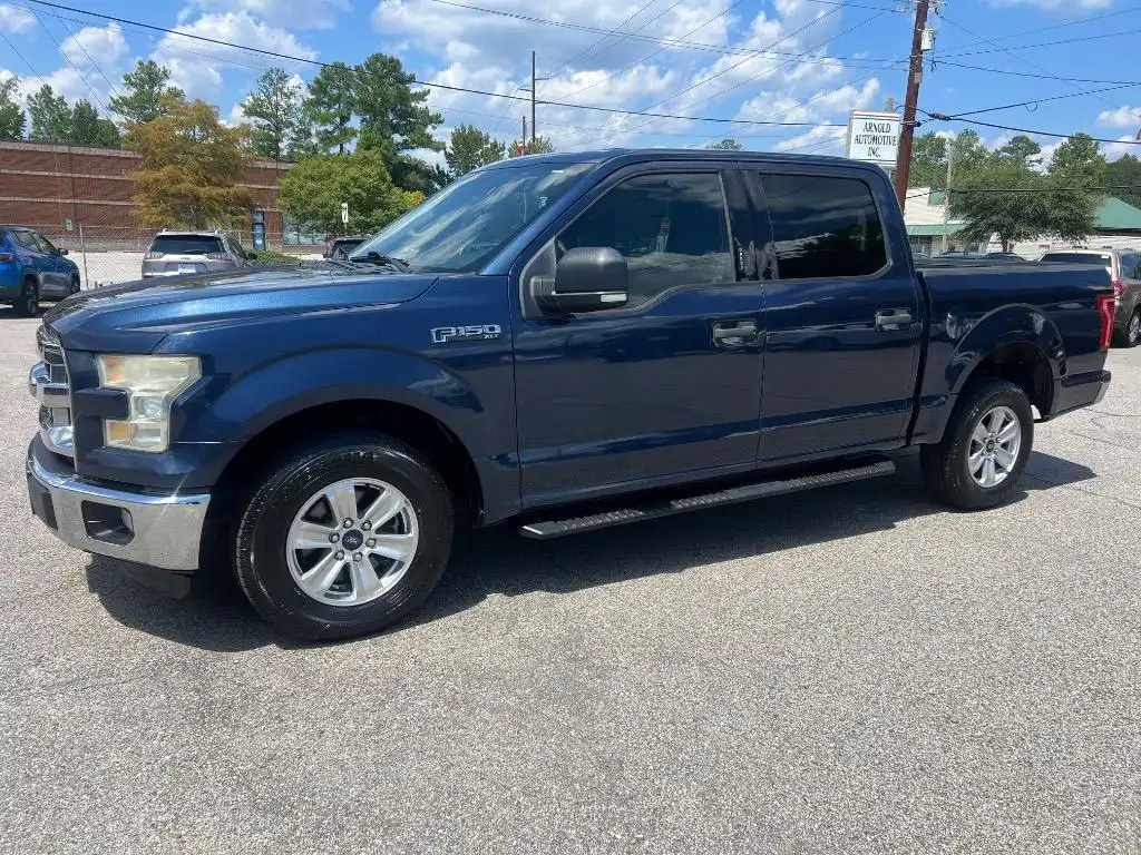 2015 Ford F-150 XLT SuperCrew 145 in's photo