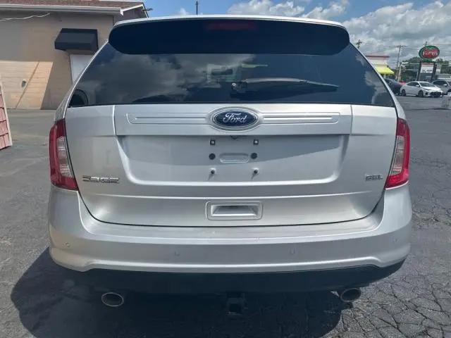 2013 Ford Edge SEL photo 4