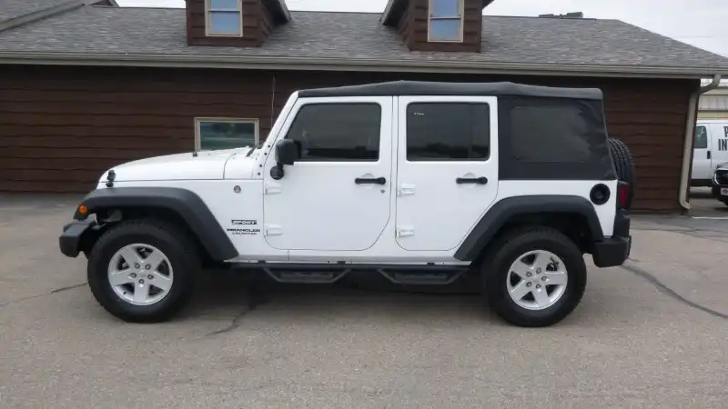 2017 Jeep Wrangler Sport S's photo