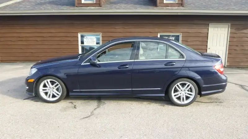 2012 Mercedes-Benz C-Class's photo