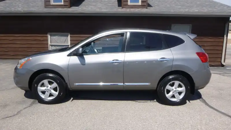 2013 Nissan Rogue S AWD's photo